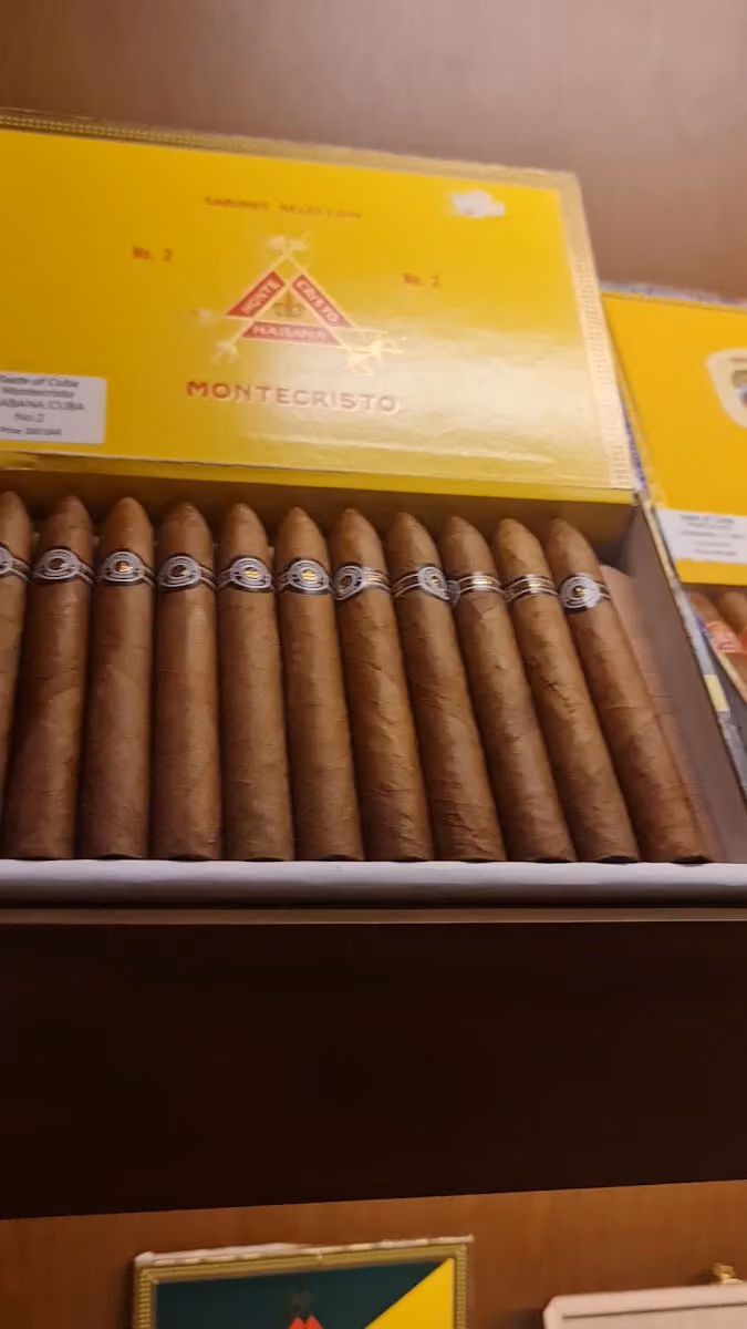 WORLD OF CIGAR