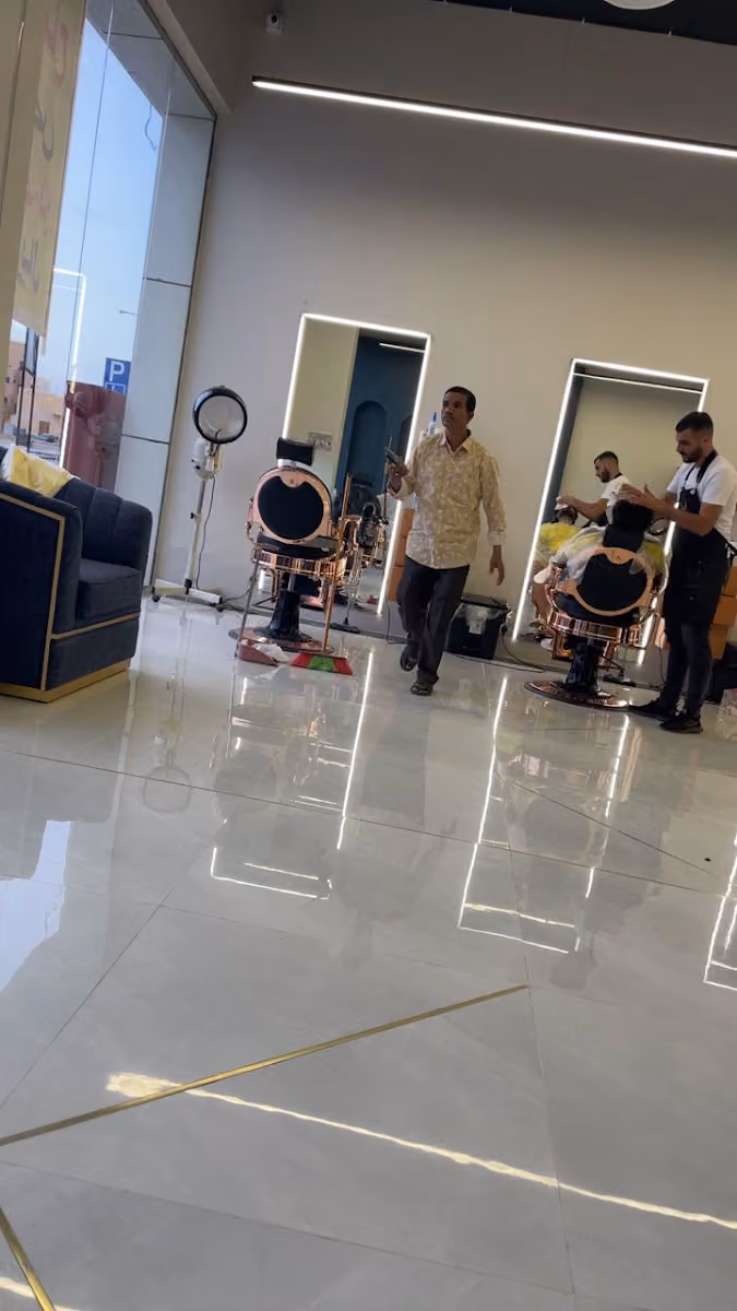 وقت الملتقى للحلاقة - طويق