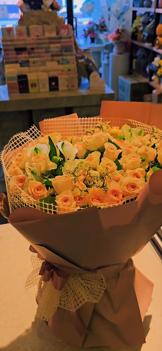 ورد وهدايا وتغليف خزامى باركFlowers, gifts and wrapping Khuzami Park