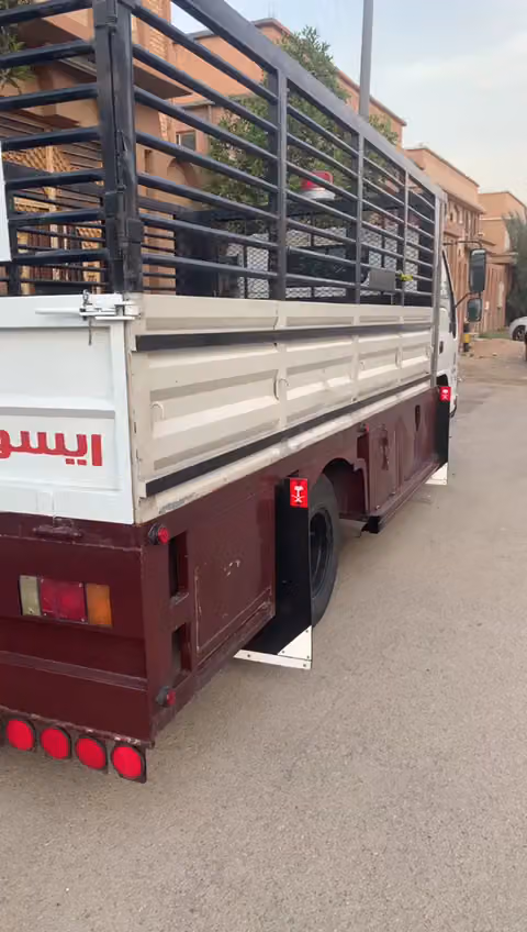 ورشة امواج الخليج للحدادة