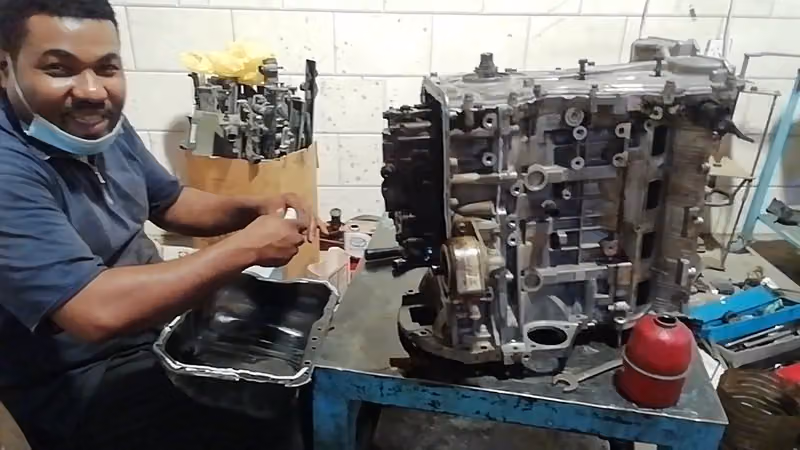 ورشة خبير الاحتراف لصيانة السيارات