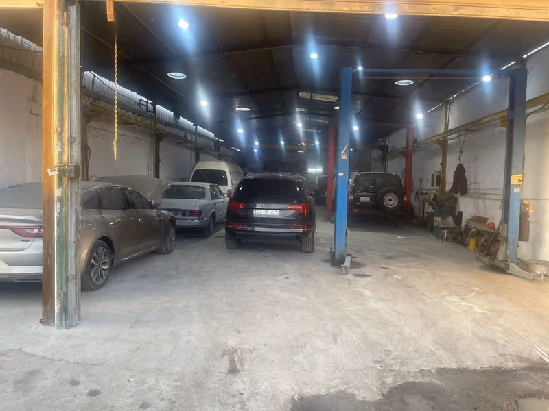 ورشة رائد ميكانيكا وسمكرة