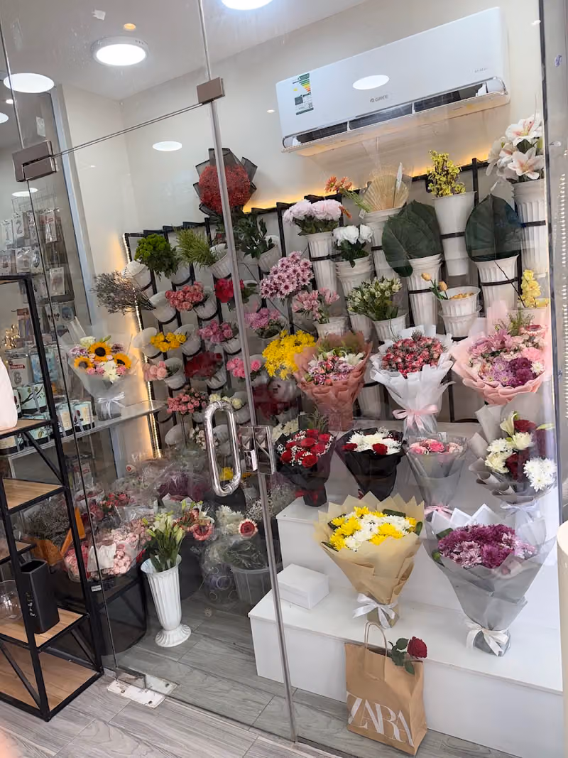 Lulia Roses for Gifts