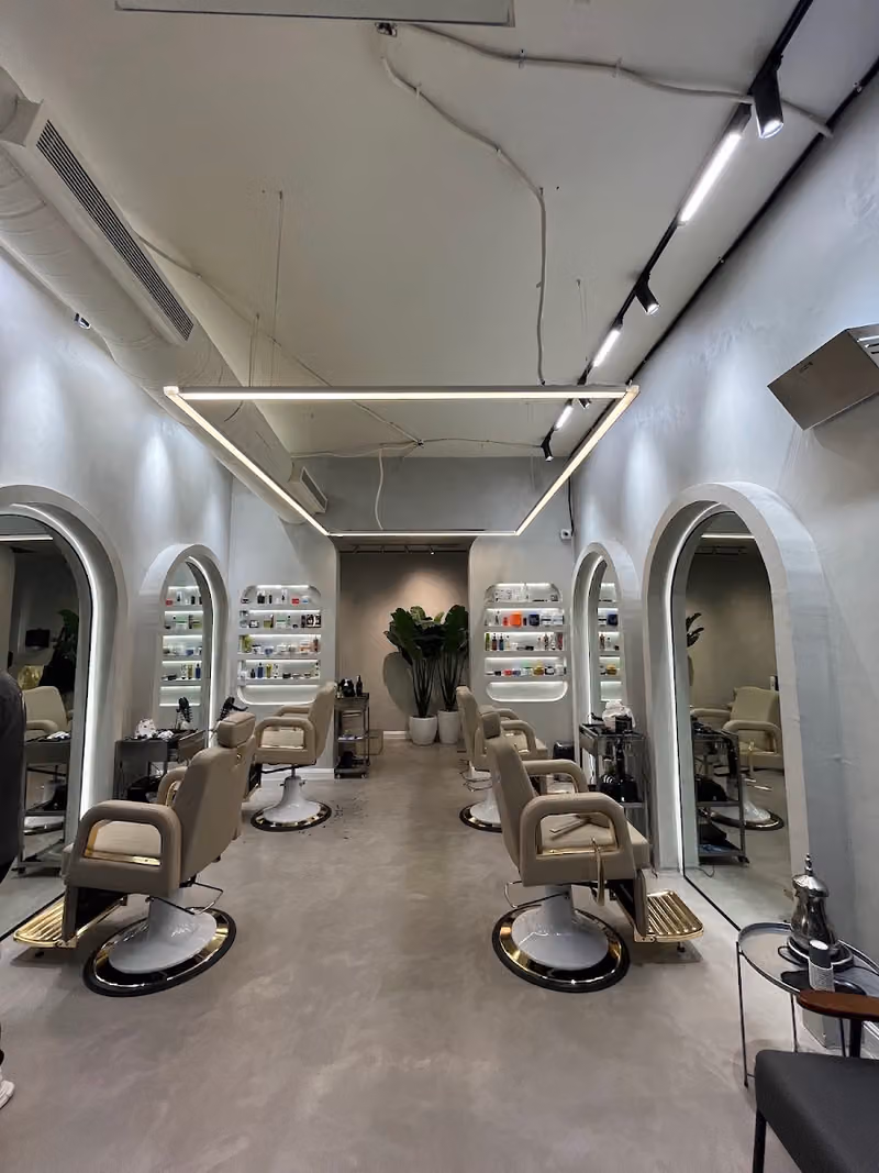 X BARBER ROOM | حلاق اكس باربر روم