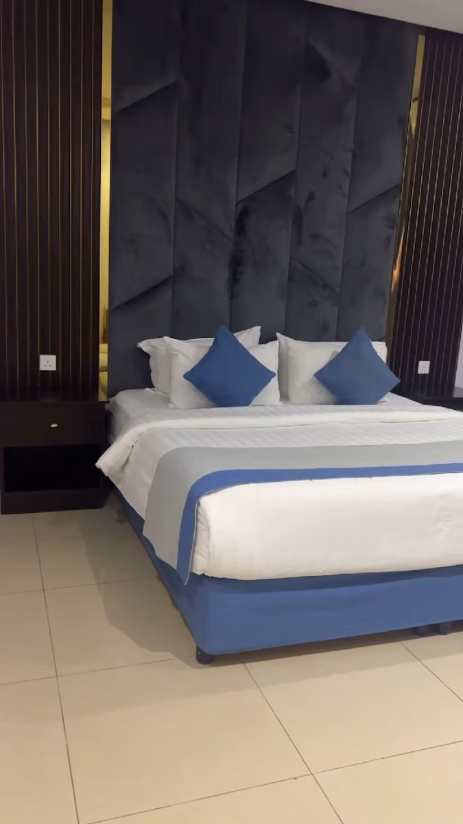 XYZ Hotel - Al Yasmin
