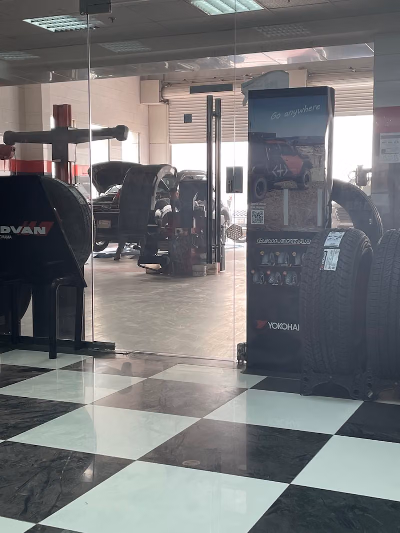 يوكوهاما مركز خدمة إطارات | بت لين الجميح للإطارات Yokohama | PIT LANE