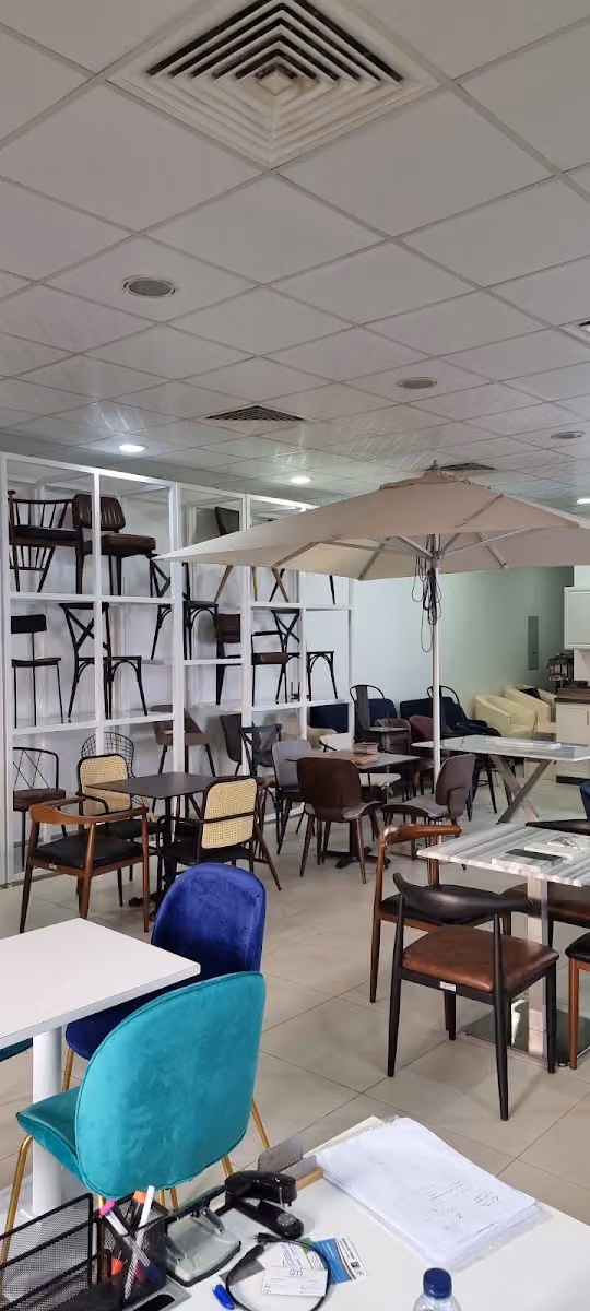 Z FURNITURE