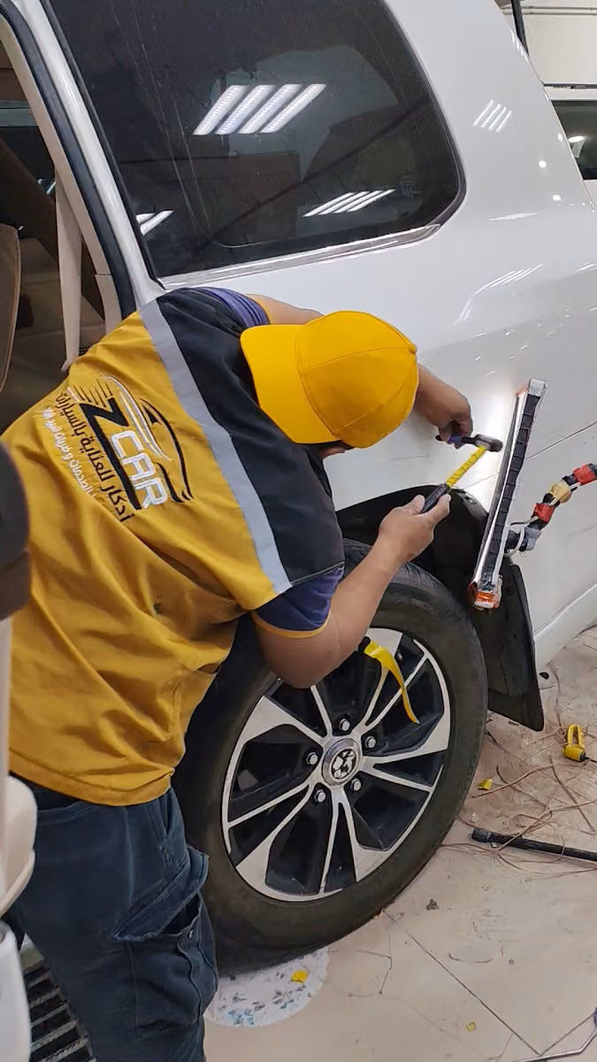 زد كار Z car مركز شفط الصدمات و الطعجات و ضربات البرد بي دي ار سمكره pdr Z car work shop Paintless dent repair