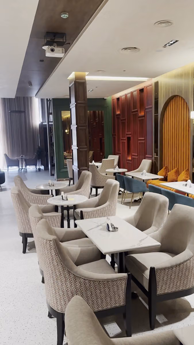 Zwaya Restaurant & Cafe مطعم ومقهى زوايا
