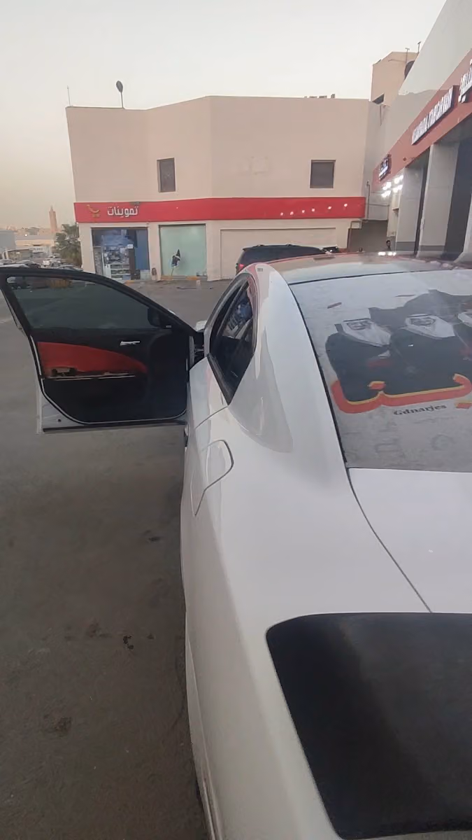 زينة سيارات